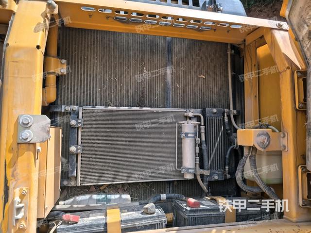 液压泵室(大件舱室) 液压泵室(大件舱室)