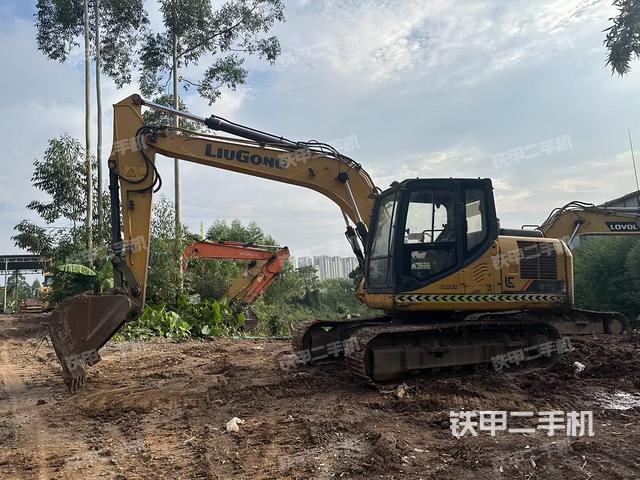 柳工CLG913E挖掘机