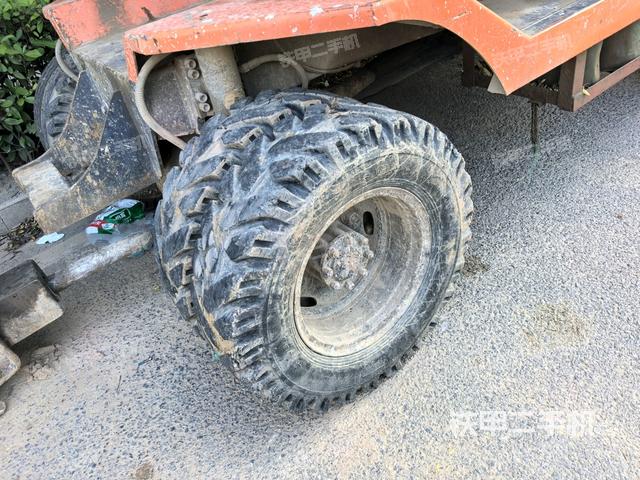 左驱动轮(行走机构) 左驱动轮(行走机构)