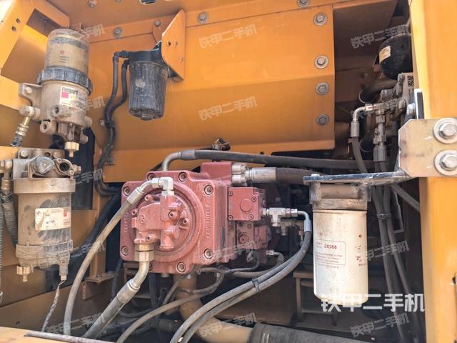 液压泵斜45 右(大件舱室) 液压泵斜45 右(大件舱室)