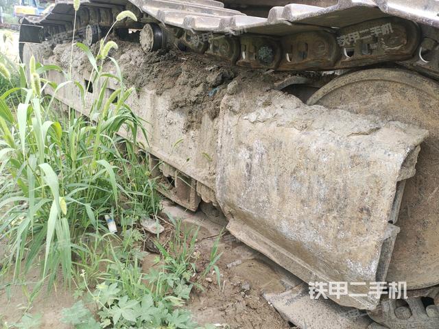 左側(cè)履帶整體?（行走機(jī)構(gòu)）