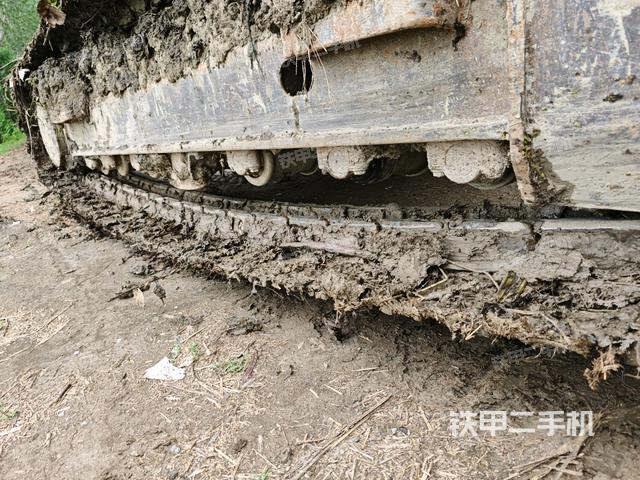 左側(cè)履帶整體?(行走機(jī)構(gòu)) 左側(cè)履帶整體?(行走機(jī)構(gòu))