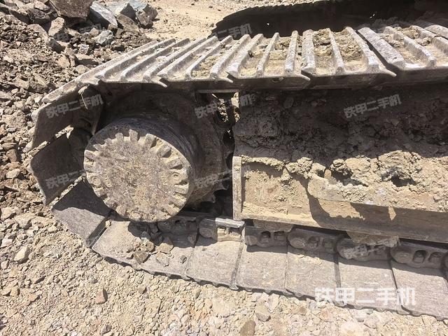 右驱动轮(行走机构) 右驱动轮(行走机构)