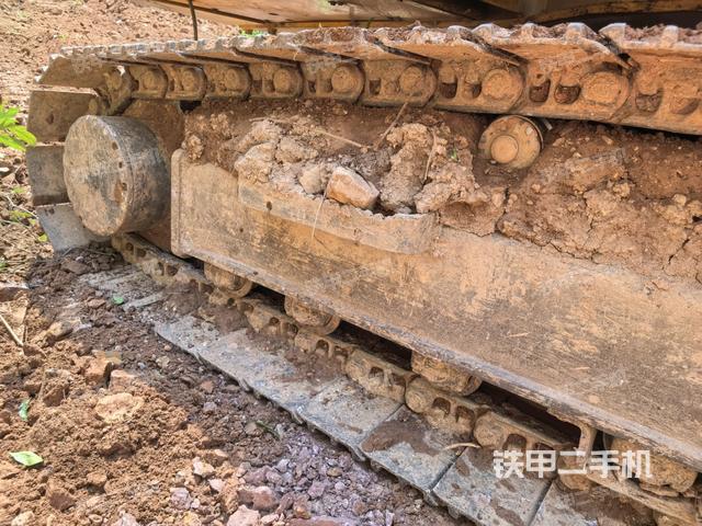 左驱动轮(行走机构) 左驱动轮(行走机构)