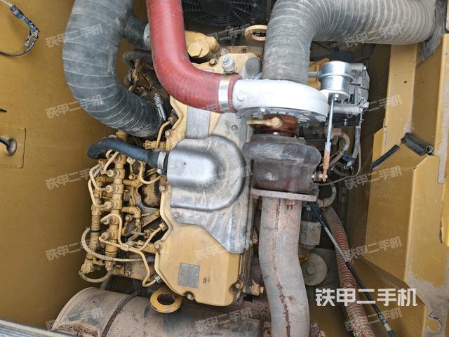 水箱+风扇特写(上车部件) 水箱+风扇特写(上车部件)