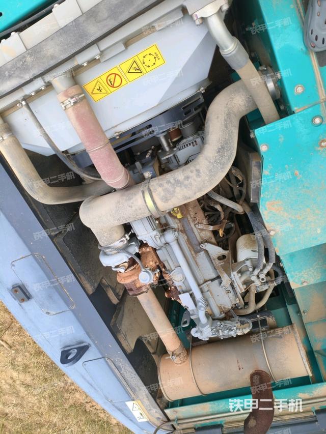 發(fā)動機整體俯視(整機外觀) 發(fā)動機整體俯視(整機外觀)