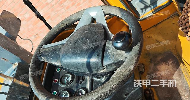 驾驶室工作台（整机外观及大件）