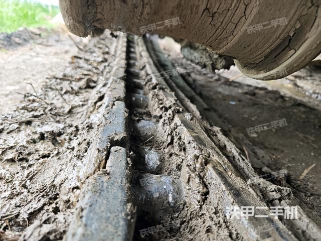 右驅(qū)動(dòng)輪(行走機(jī)構(gòu)) 右驅(qū)動(dòng)輪(行走機(jī)構(gòu))