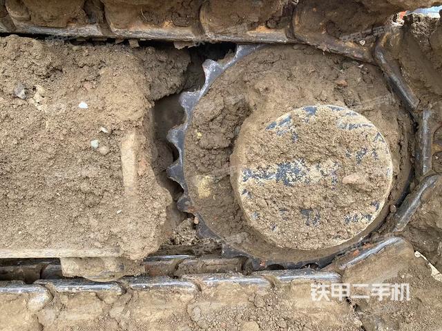 单侧履带整体（整机外观）