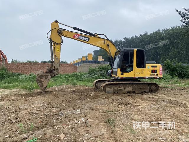 徐工XE135D挖掘机