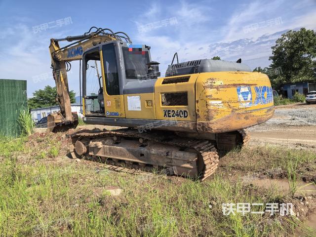 徐工XE200DA挖掘机