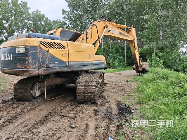 右前45(整機(jī)外觀) 右前45(整機(jī)外觀)