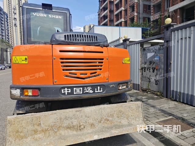 右后45(整機外觀) 右后45(整機外觀)