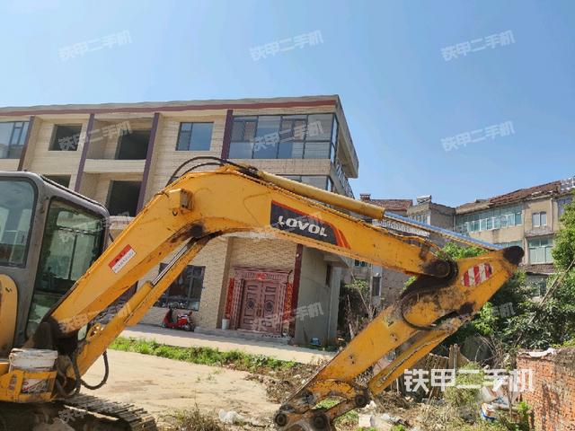 大臂整體?右側(cè)(工作和回轉(zhuǎn)裝置) 大臂整體?右側(cè)(工作和回轉(zhuǎn)裝置)