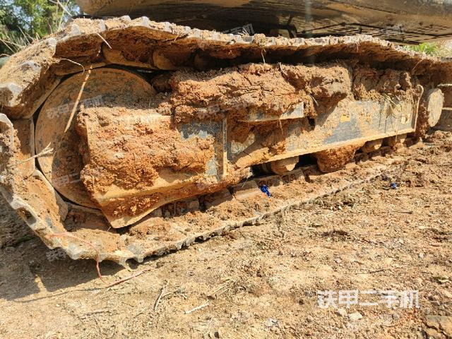 左側(cè)履帶整體?（行走機(jī)構(gòu)）