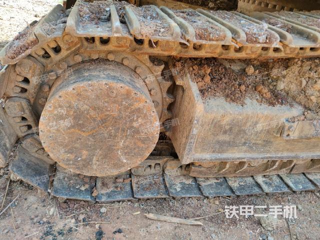 右驅(qū)動輪(行走機構(gòu)) 右驅(qū)動輪(行走機構(gòu))