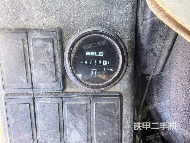 小时表(驾驶室部分) 小时表(驾驶室部分)