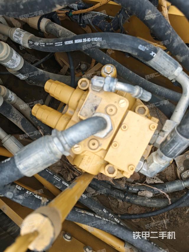 回转马达(上车部件) 回转马达(上车部件)