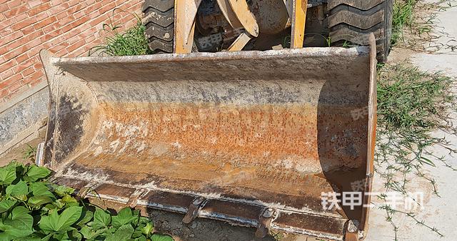 工作装置整体（整机外观及大件）