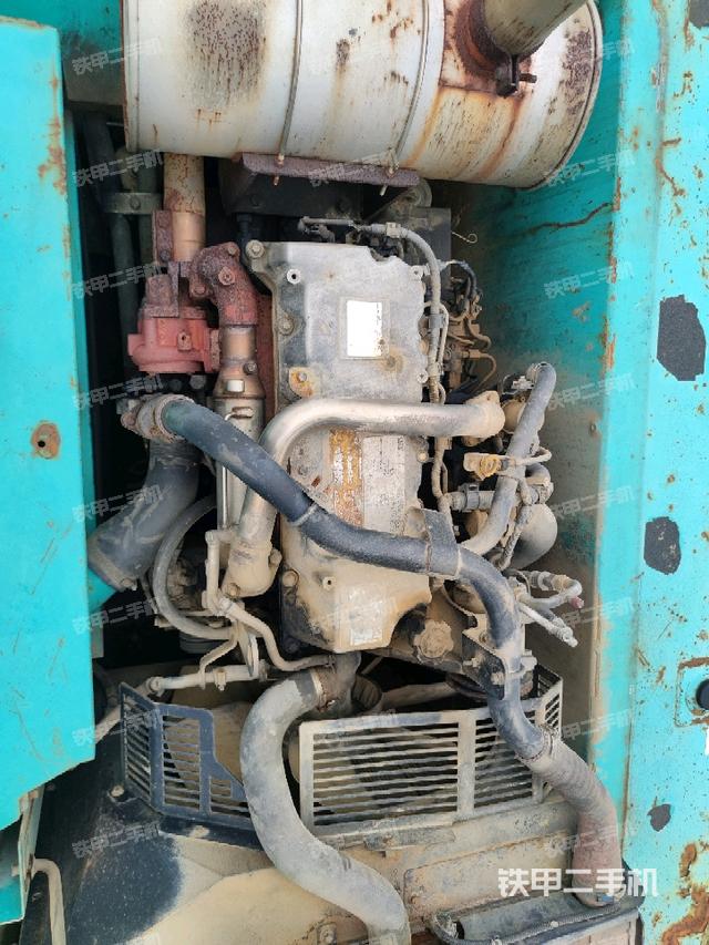 發(fā)動機(jī)室(上車部件) 發(fā)動機(jī)室(上車部件)