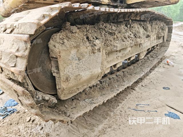 左側(cè)行走馬達(dá)蓋板(行走機構(gòu)) 左側(cè)行走馬達(dá)蓋板(行走機構(gòu))