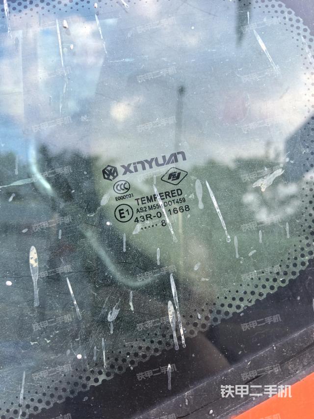 后窗玻璃角标(驾驶室部分) 后窗玻璃角标(驾驶室部分)