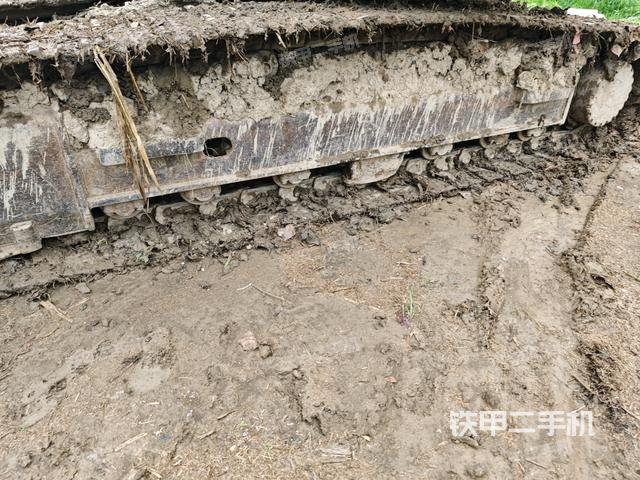 左側(cè)行走馬達(dá)蓋板(行走機(jī)構(gòu)) 左側(cè)行走馬達(dá)蓋板(行走機(jī)構(gòu))