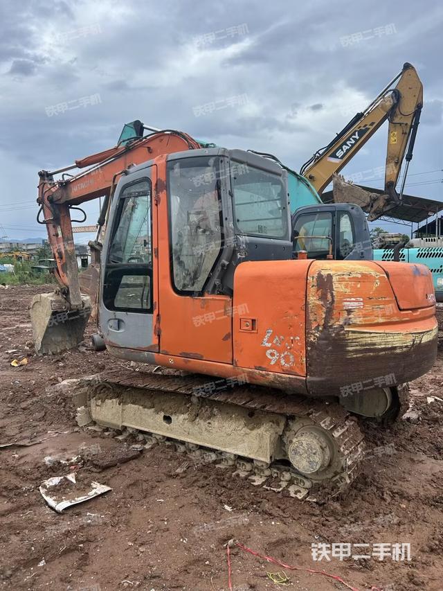 右后45（整機外觀）