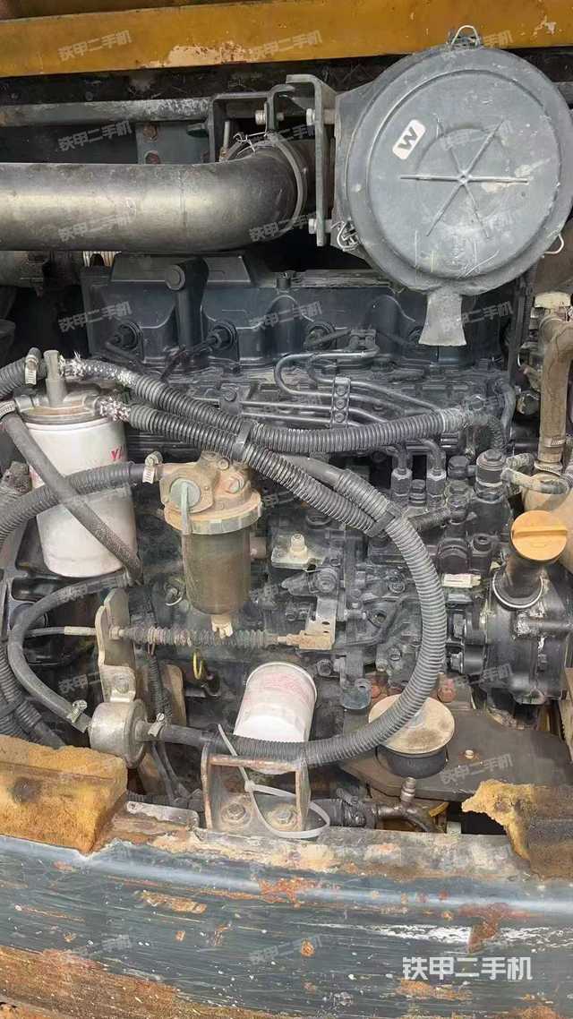 发动机整体俯视（整机外观）