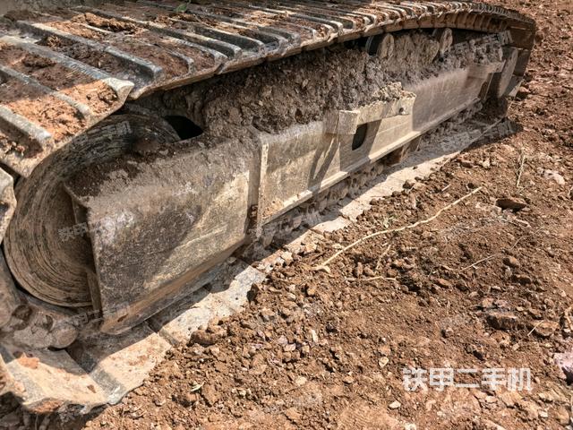 右驱动轮(行走机构) 右驱动轮(行走机构)