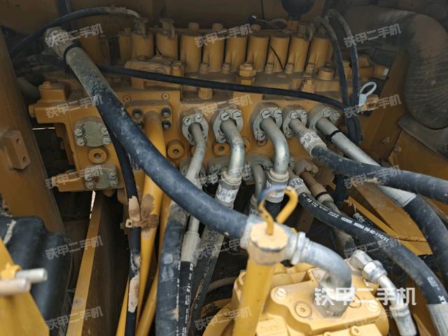 分配阀(上车部件) 分配阀(上车部件)