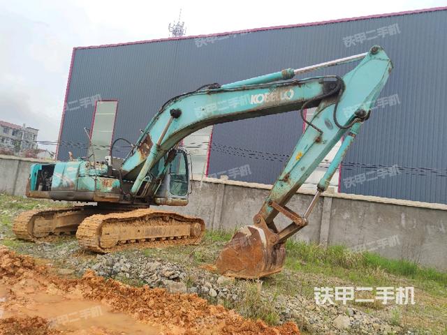 右前45(整機(jī)外觀) 右前45(整機(jī)外觀)