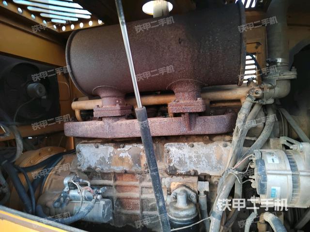 發(fā)動機(jī)右側(cè)(整機(jī)外觀及大件) 發(fā)動機(jī)右側(cè)(整機(jī)外觀及大件)