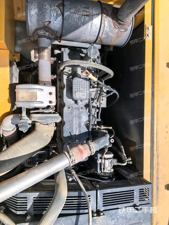 增压器特写(上车部件) 增压器特写(上车部件)