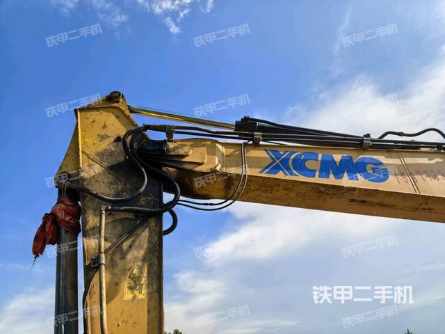 大臂整体 右侧(工作和回转装置) 大臂整体 右侧(工作和回转装置)