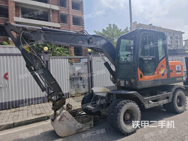 遠(yuǎn)山機(jī)械YS775-8挖掘機(jī)