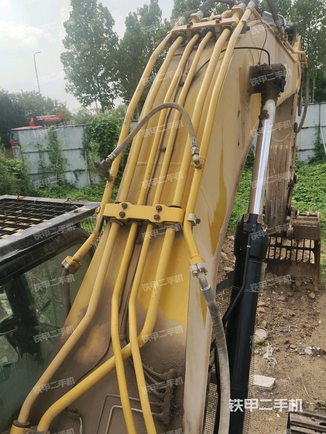 小臂整體右前（工作和回轉(zhuǎn)裝置）