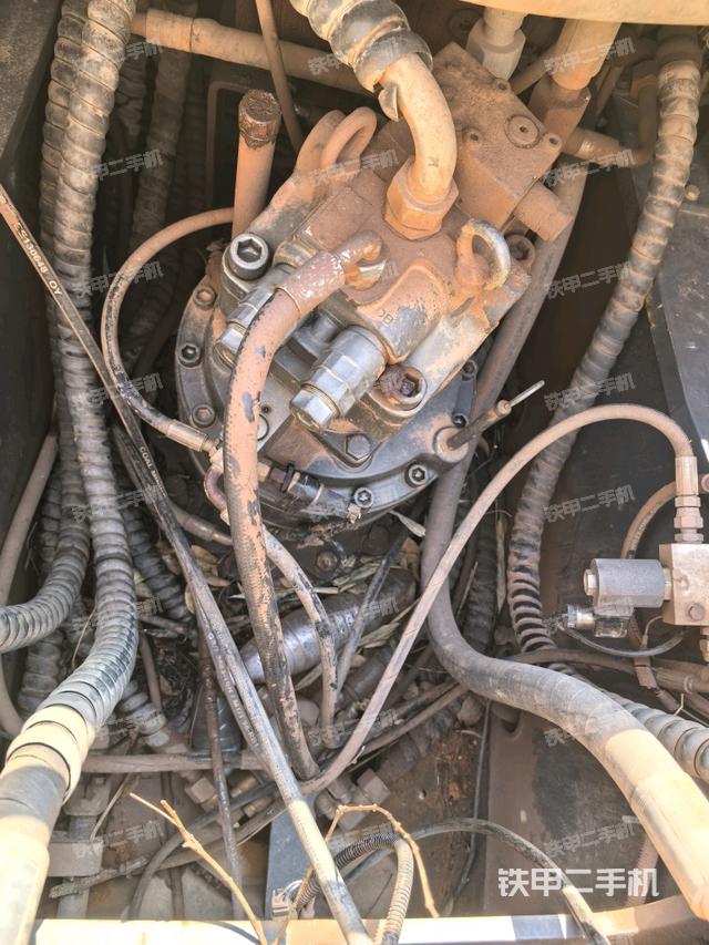 增压器特写(上车部件) 增压器特写(上车部件)