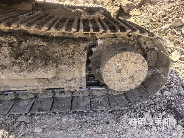 左驱动轮(行走机构) 左驱动轮(行走机构)