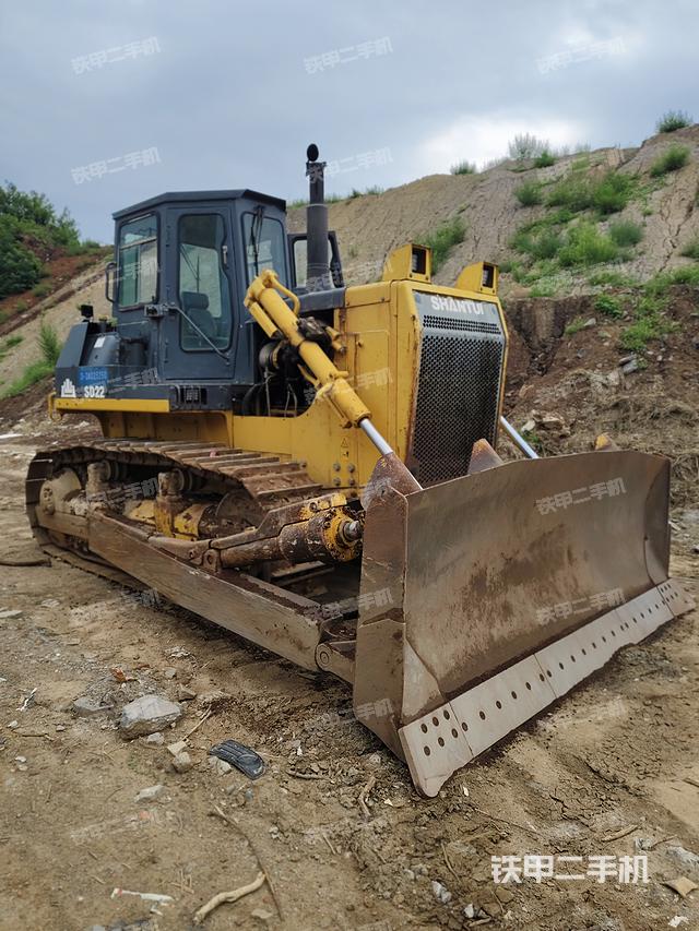 整機(jī)左側(cè)（設(shè)備外觀及核心部件）