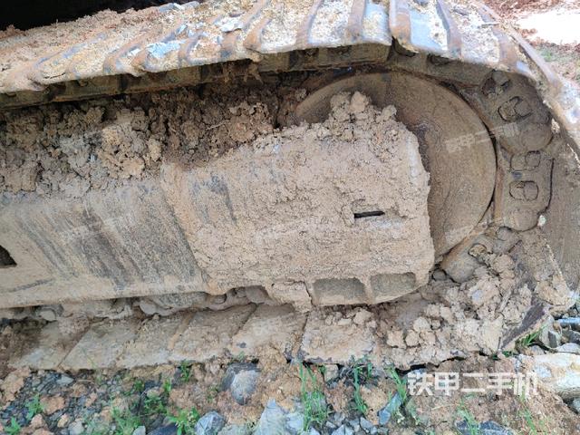 右側(cè)行走馬達(dá)蓋板(行走機(jī)構(gòu)) 右側(cè)行走馬達(dá)蓋板(行走機(jī)構(gòu))