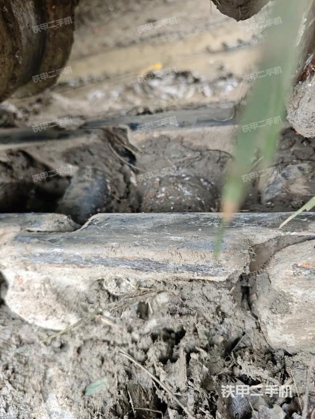 左托鏈輪和鏈筋(行走機(jī)構(gòu)) 左托鏈輪和鏈筋(行走機(jī)構(gòu))