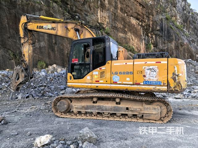 左后45(整機外觀) 左后45(整機外觀)