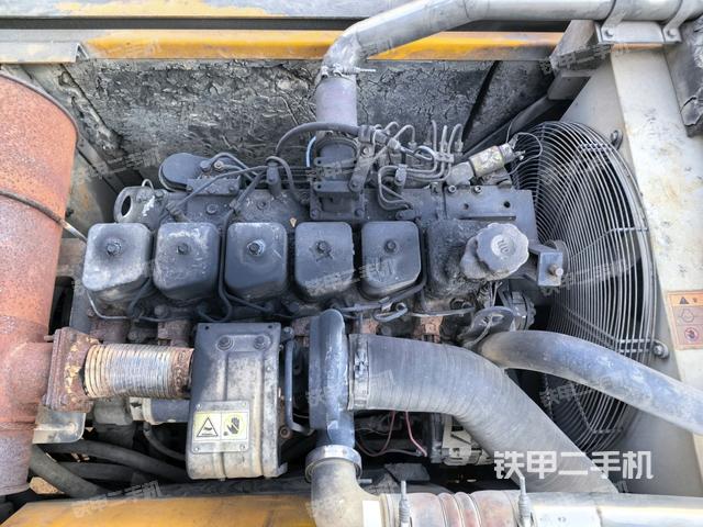 中央回轉(zhuǎn)接頭特寫(上車部件) 中央回轉(zhuǎn)接頭特寫(上車部件)