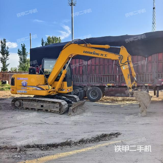 整機右后45°(整機外觀) 整機右后45°(整機外觀)