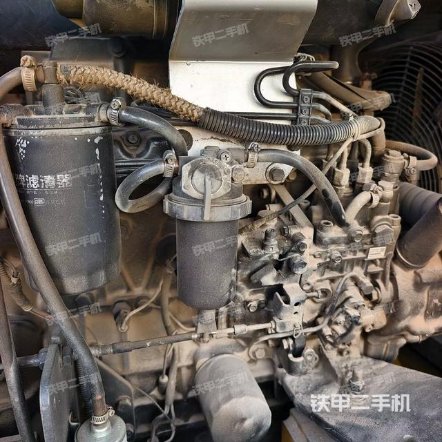 发动机整体俯视（整机外观）