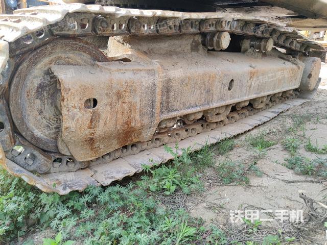 左側(cè)履帶整體?(行走機構(gòu)) 左側(cè)履帶整體?(行走機構(gòu))