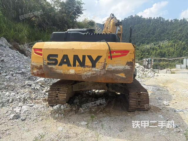 右后45(整机外观) 右后45(整机外观)