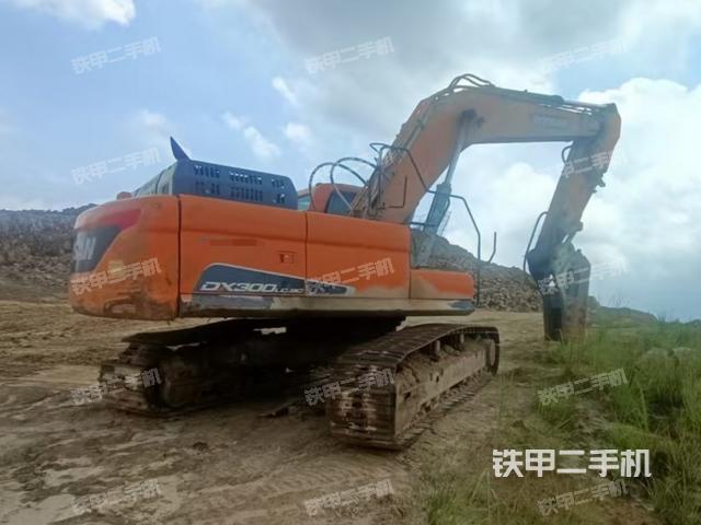 整机右后45°(整机外观) 整机右后45°(整机外观)