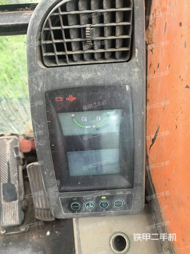 顯示屏?(駕駛室部分) 顯示屏?(駕駛室部分)